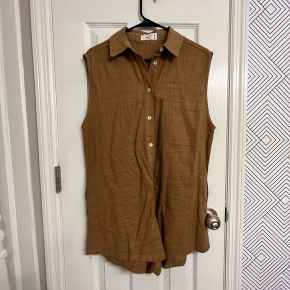 Linen Brown Romper. M. Barely worn. - Picture 1 of 3